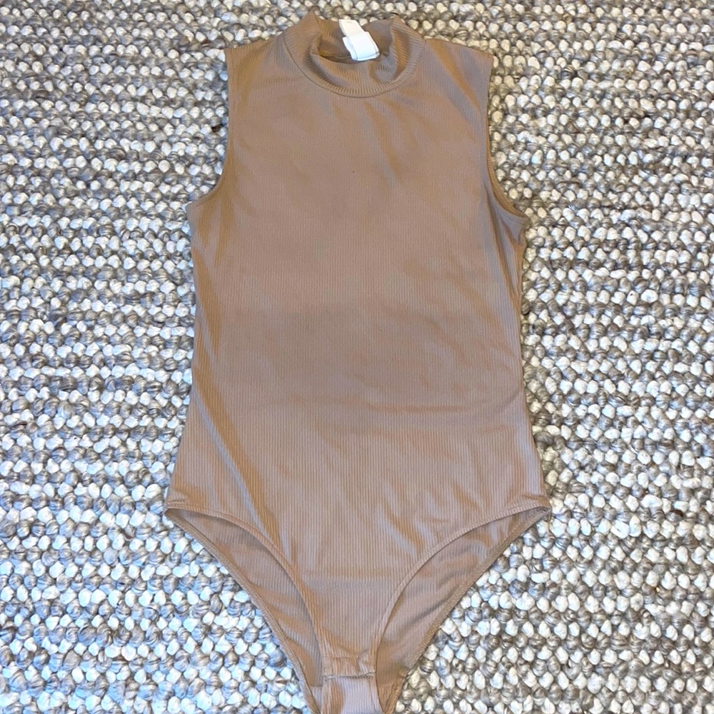 Tan brown bodysuit. Size small